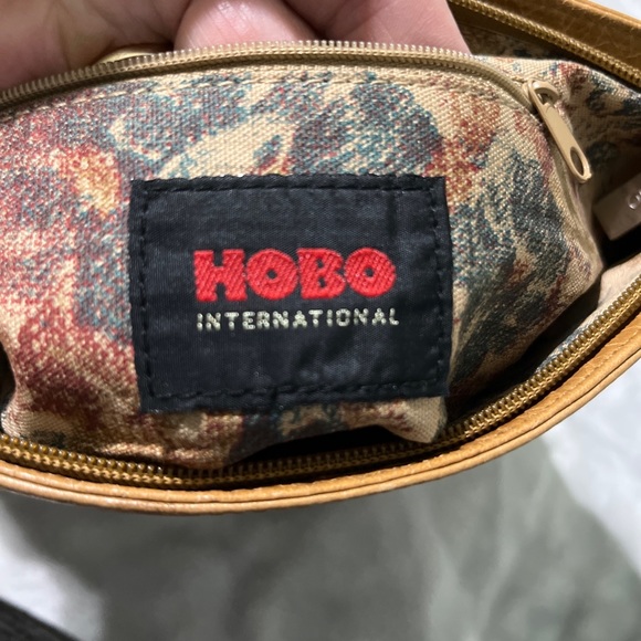 Hobo International Large Tan Distressed Fold Over Clutch Purse See Photos - Picture 2 of 13